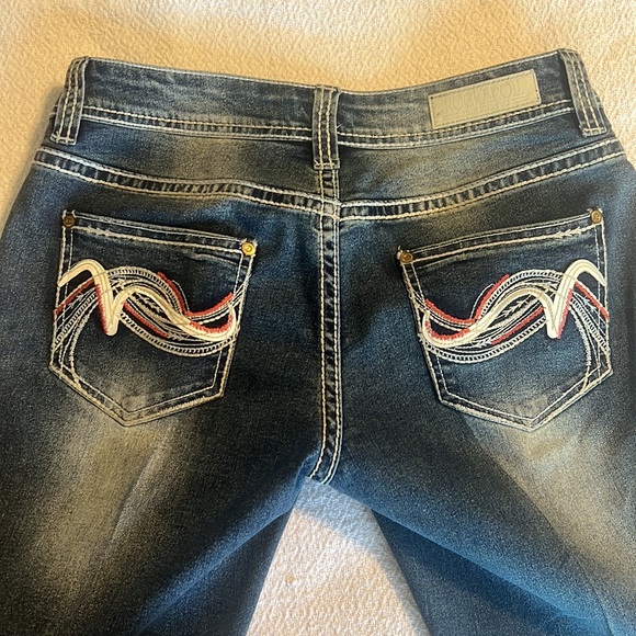 Rock and Roll Cowgirl jeans in gently used condition - Picture 4 of 5